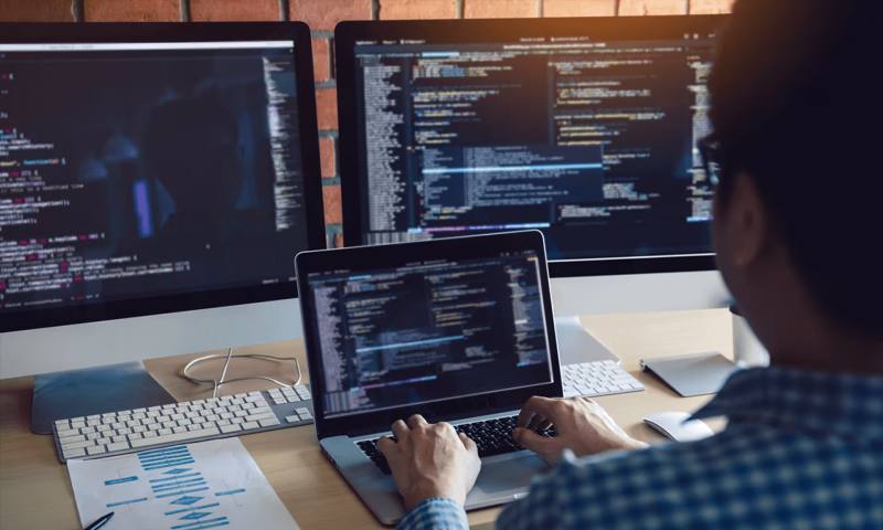 数据科学选型:R与Python如何赋能缙云县网站建设?